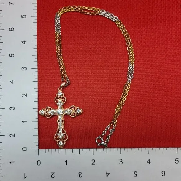 Tricolor Chain and Cross Pendant Set of 3